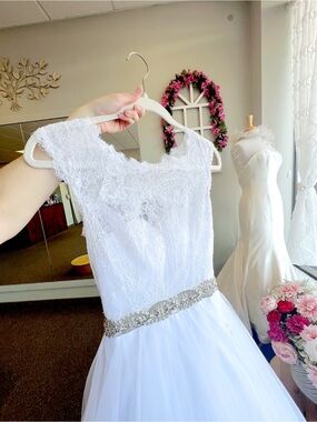 Stella York Pure White Princess Ballgown Wedding Dress - Professionally Cleaned